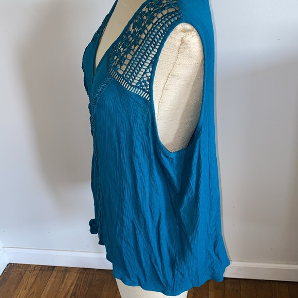 Lane Bryant 22 sleeveless blouse - Picture 4 of 8